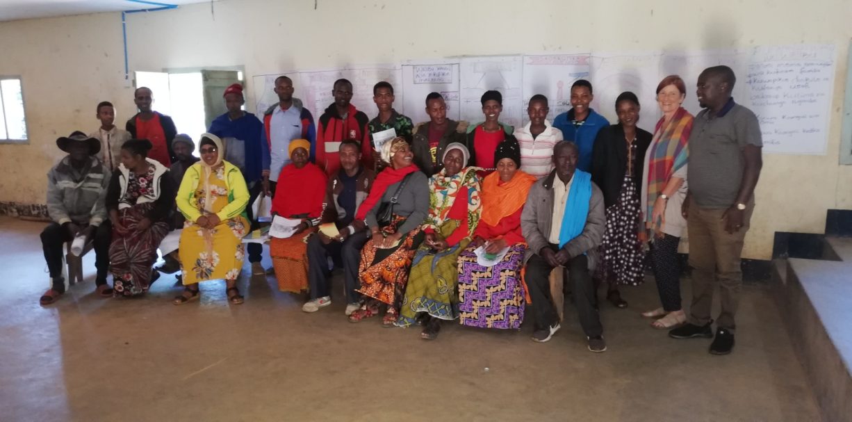 Re-Evaluierung von bIuIs Trainer:innen am 6.11.2021 in Bashay/District Mbulu in Manyara/Tansania