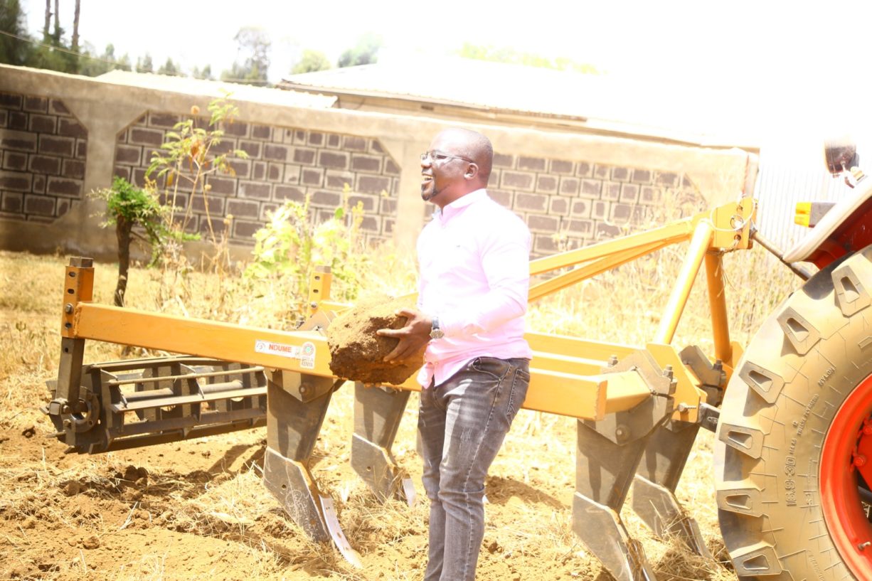 Machinery ring trainer Eugene Wanjala during a practical demonstration in Meru County