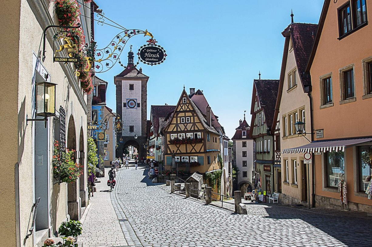 Das Plönlein, Rothenburg ob der Tauber (Bild von Th G auf Pixabay)