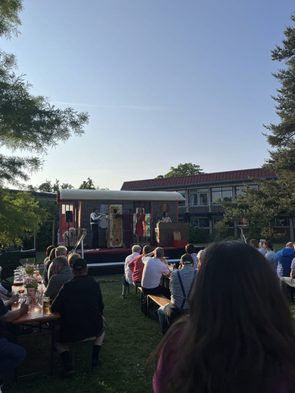 Freitagabend: Der Piglet Circus in Aktion